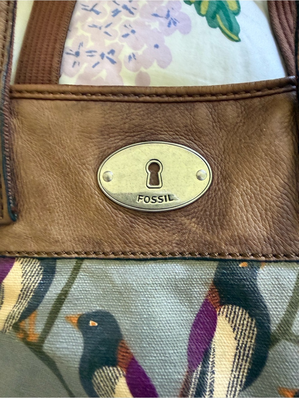 Fossil Key-Per Bird-Print Coated Canvas Shoulder Bag - Picture 3 of 11